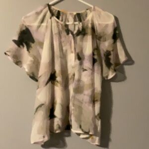 BB Dakota Size Small Floral Sheer Blouse